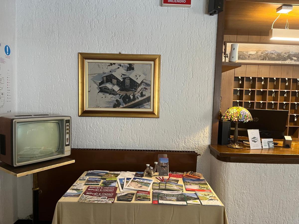 Hotel Alle Tre Baite 산타카테리나발루프바 외부 사진