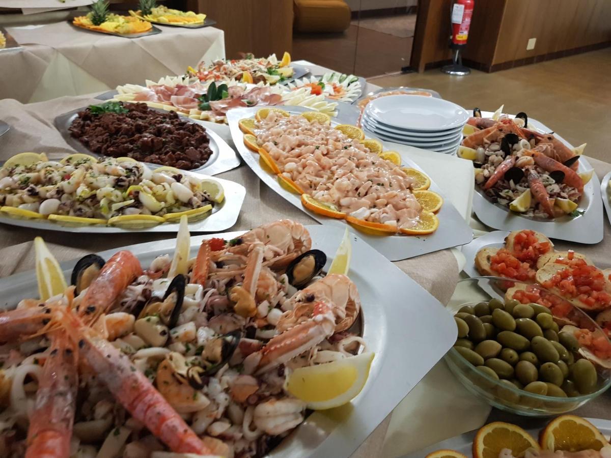 Hotel Alle Tre Baite 산타카테리나발루프바 외부 사진